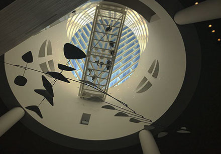 Photo of San Francisco Museum of Modern Art structure.